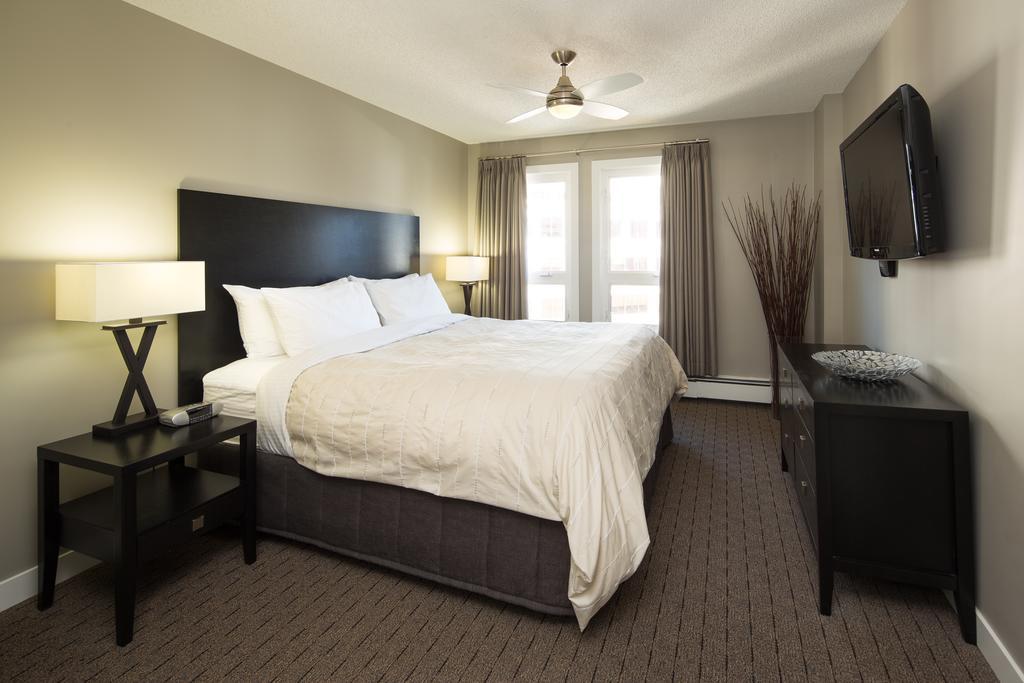 Execsuite Inc. YYC Rom bilde